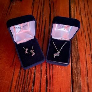Montana Silversmiths earrings and necklace